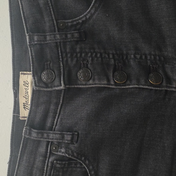 Madewell Black High-Waisted Button Up Jeans - Picture 2 of 5